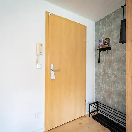 Dachgeschoss - Citynah Apartment Magdeburg